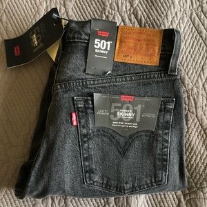 Womens Levi’s 501 skinny jeans
